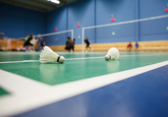 ภาพสนามกีฬาแบดมินตัน