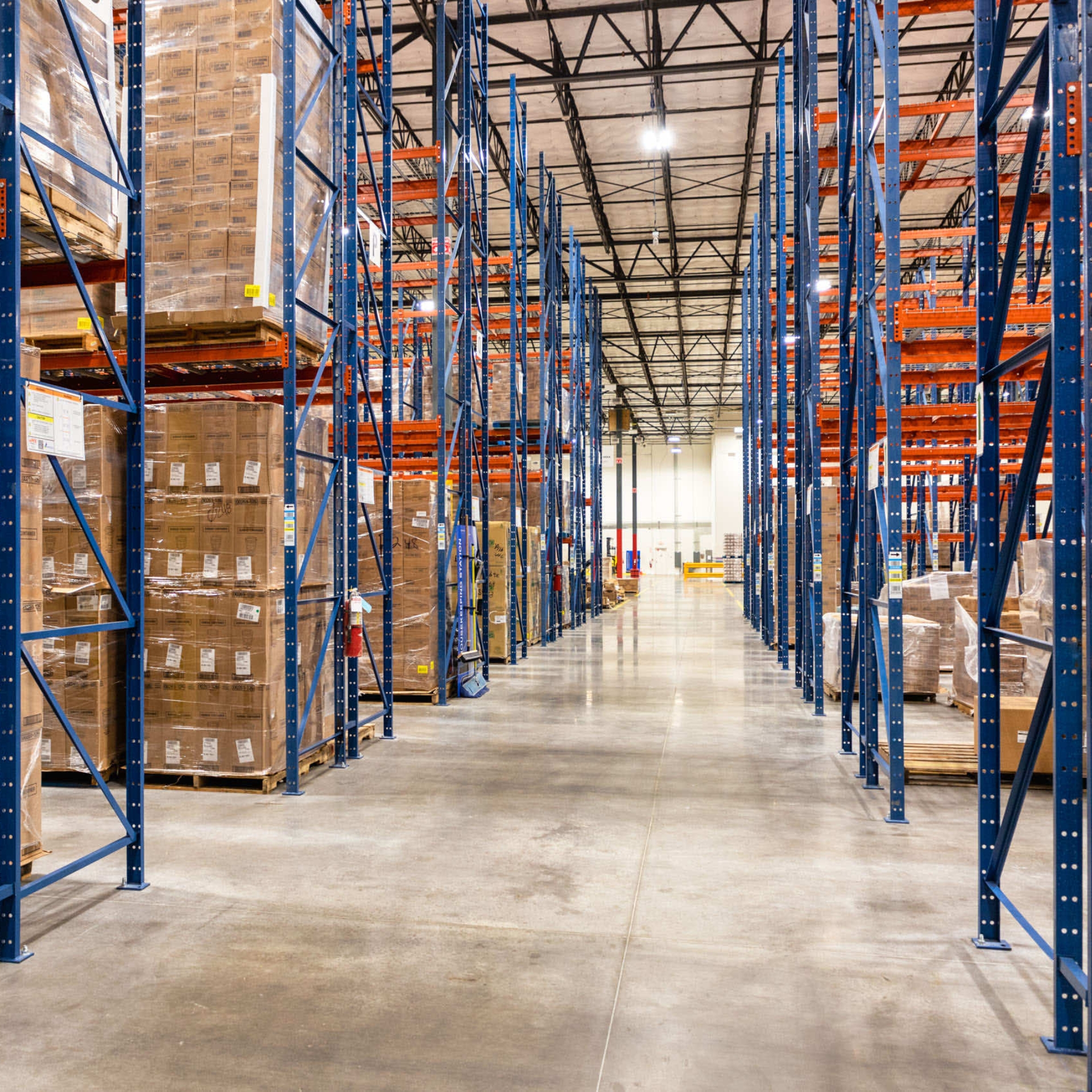 โคมไฟคลังสินค้า