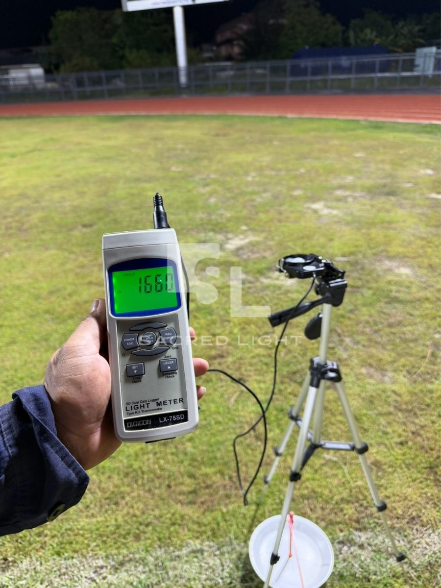 ค่าความสว่างที่วัดได้จริงจากเครื่องวัดแสง Digicon LX-75SD สนามกีฬาเทศบาลนราธิวาส