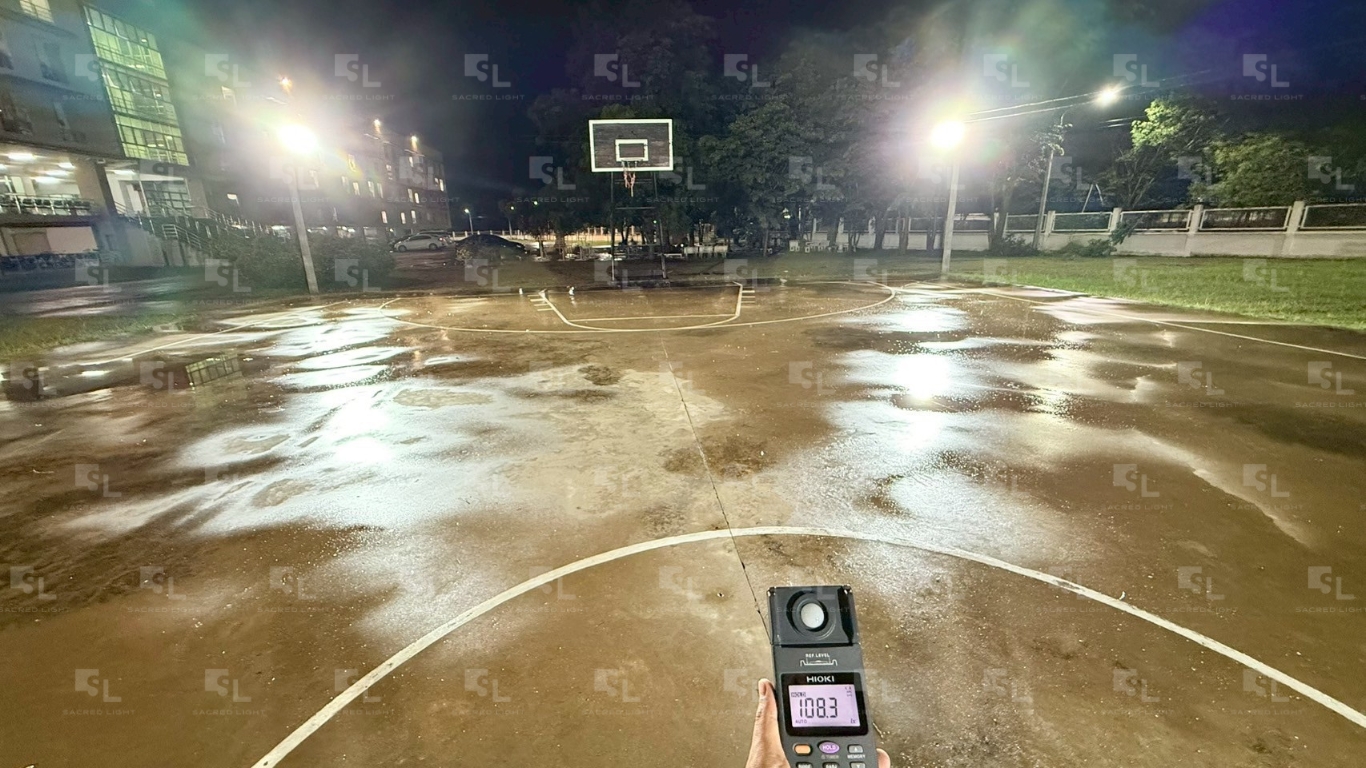 ภาพตรวจวัดแสงโคมไฟมหาวิทยาลัยราชภัฏนครสวรรค์